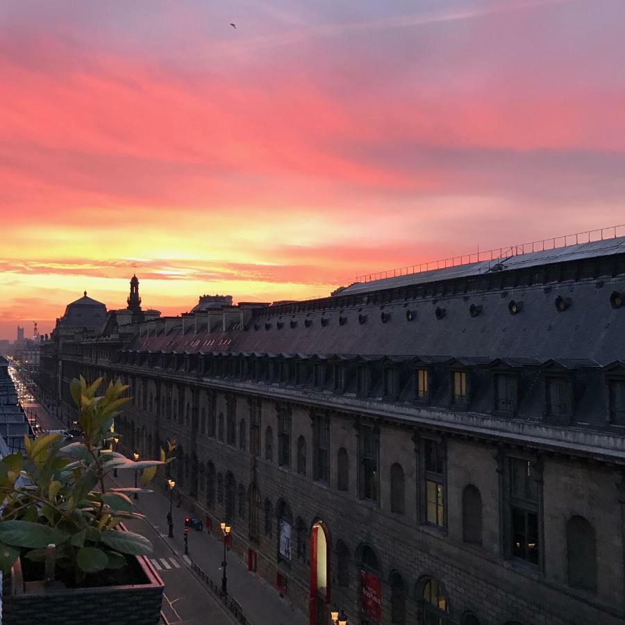 パリPrestige Sur Louvre Et Tuileriesアパートメント エクステリア 写真